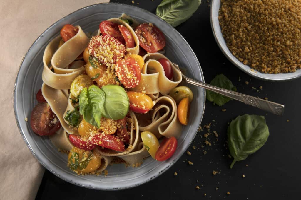 Plant powered pesto pasta